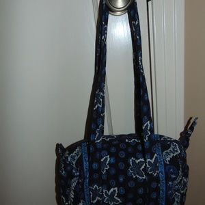 VERA BRADLEY RETIRED SHOULDER BAG - BLUE COIN